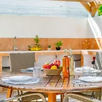 Tulipanes By Interhome Denia