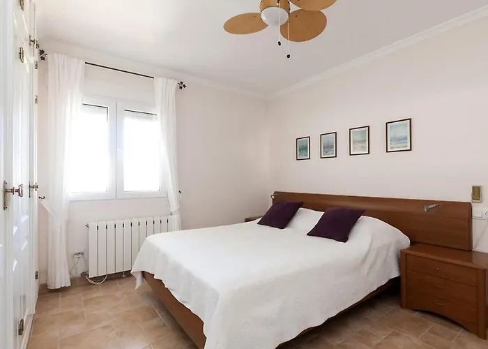 Tulipanes By Interhome Willa